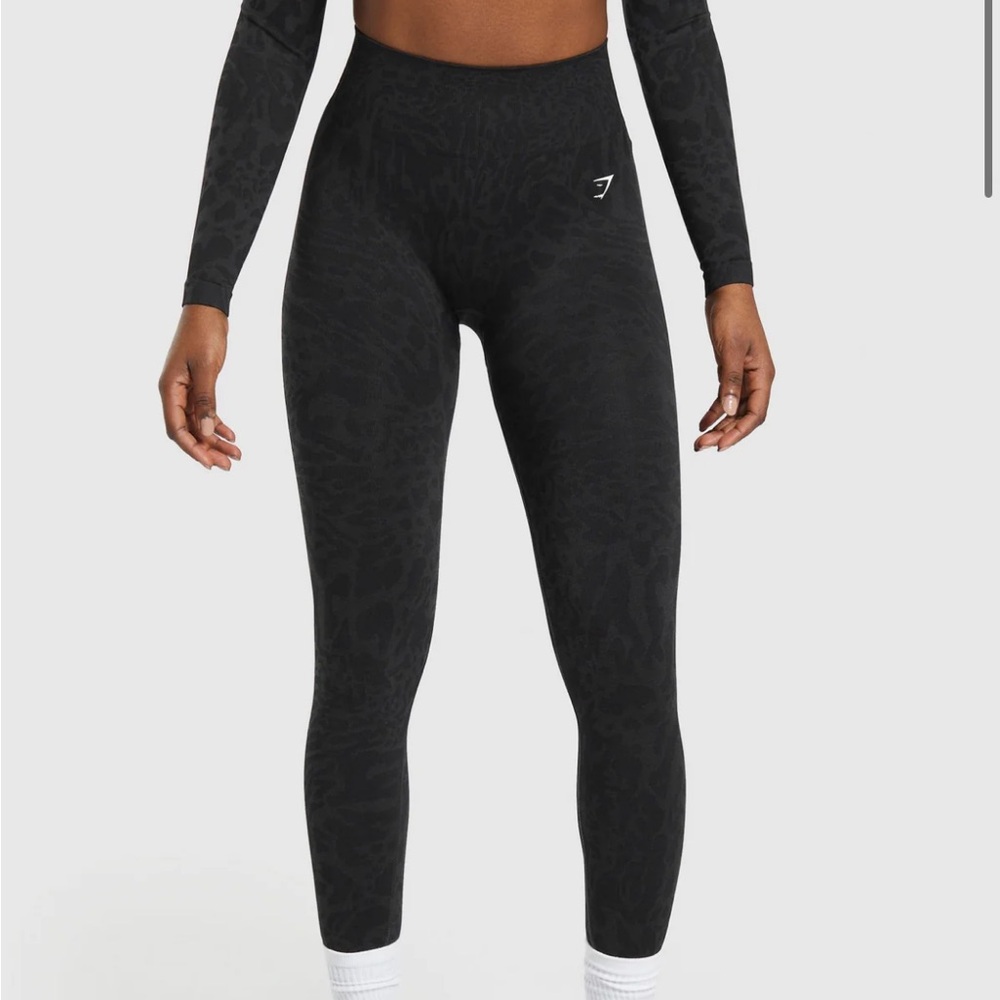 3 GYMSHARK leggings M&L